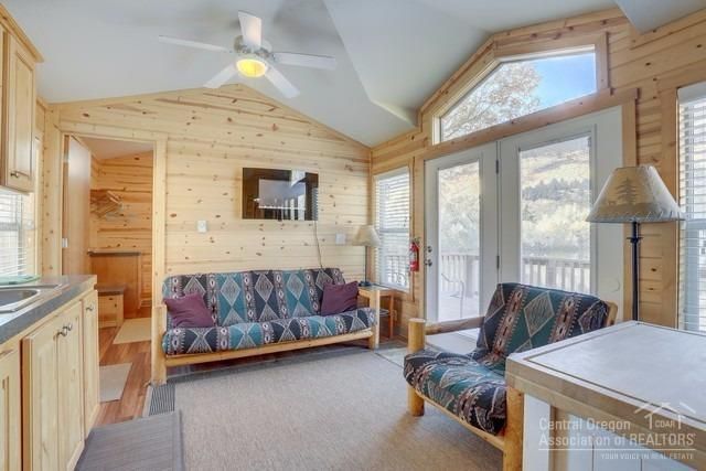 53460 Highway 31, Silver Lake, OR 97638